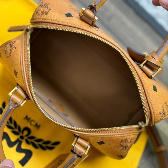 MCM EIla Visetos New Small Boston Bag - Picture 5 of 9